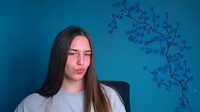 Snapshot of Kyara_ra chatting on 06-27-26, 05:34 Kyara ra online show from 06-27-26, 05:34