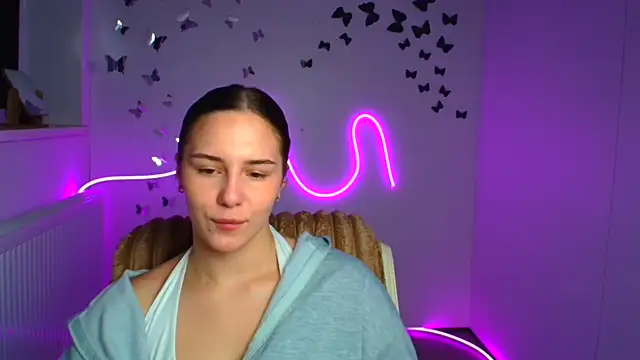 Snapshot of Kyara_ra chatting on 07-20-26, 05:33 Kyara ra online show from 07-20-26, 05:33