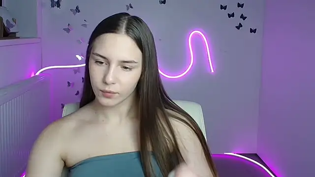 Snapshot of Kyara_ra chatting on 07-23-26, 05:27 Kyara ra online show from 07-23-26, 05:27