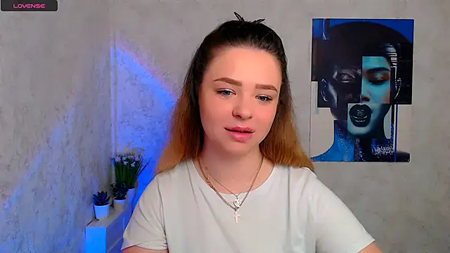 Snapshot of NicoleAura chatting on 05-14-26, 07:48 NicoleAura online show from 05-14-26, 07:48