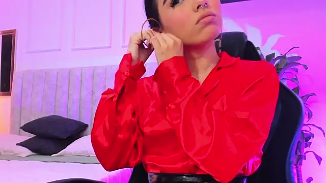 isabella hv online show from 06-09-26, 06:52