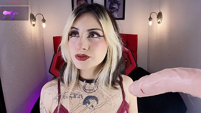 aliceinflames online show from 06-17-26, 10:43