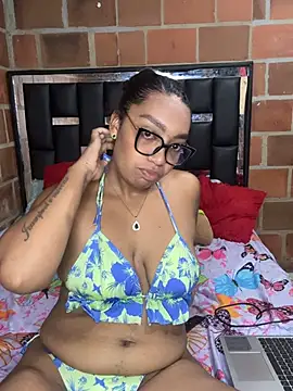 Snapshot of _Piel_Canela chatting on 06-03-26, 02:03 Piel Canela online show from 06-03-26, 02:03