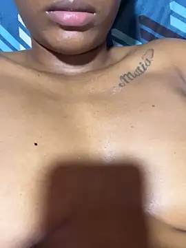 MiaSmith02 online show from 04-26-26, 01:36