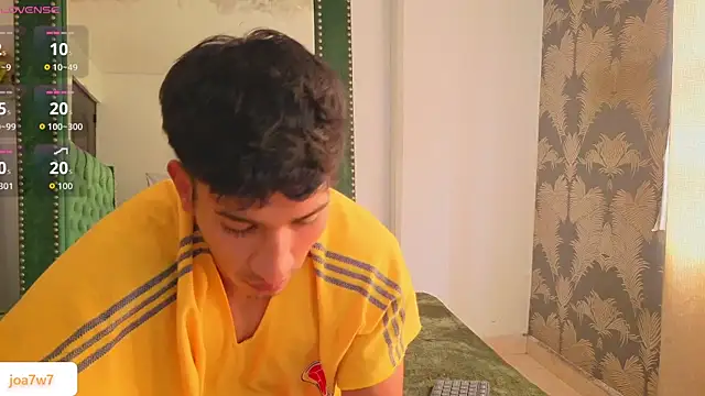 Zayn Moretti online show from 06-28-26, 05:41