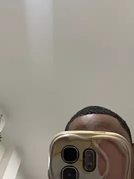 Juan esteban7 online show from 04-18-26, 01:20