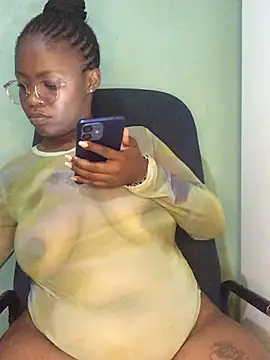 TheEmpressLushXO online show from 04-18-26, 05:50