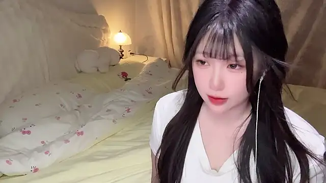 SweetButWildbaby online show from 05-01-26, 04:33