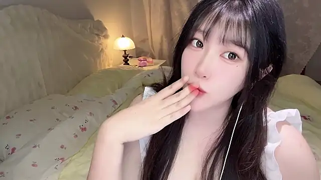 SweetButWildbaby online show from 05-14-26, 01:40