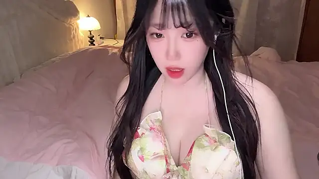 SweetButWildbaby online show from 05-24-26, 03:17