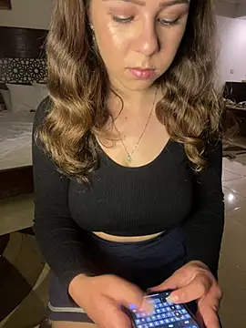 DirtyDiannaX online show from 04-18-26, 06:45