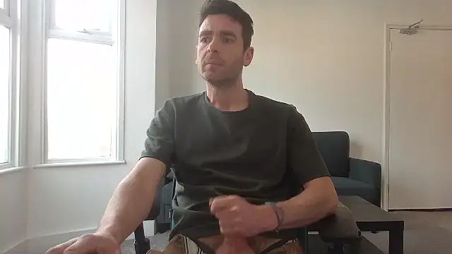 frenchbdmaninlondon online show from 04-26-26, 10:46