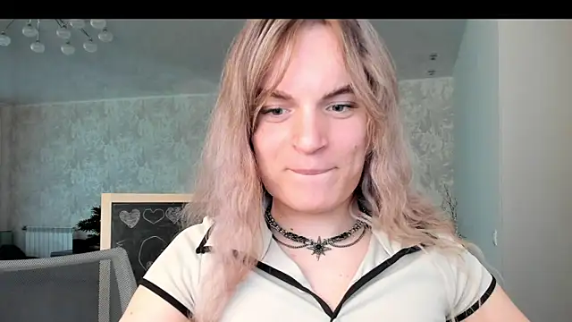 milliKira006 online show from 04-26-26, 01:09