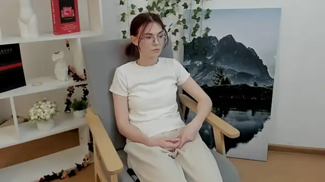 MyrlYosko online show from 04-24-26, 10:39