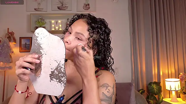 Marivimichel s online show from 04-23-26, 10:03