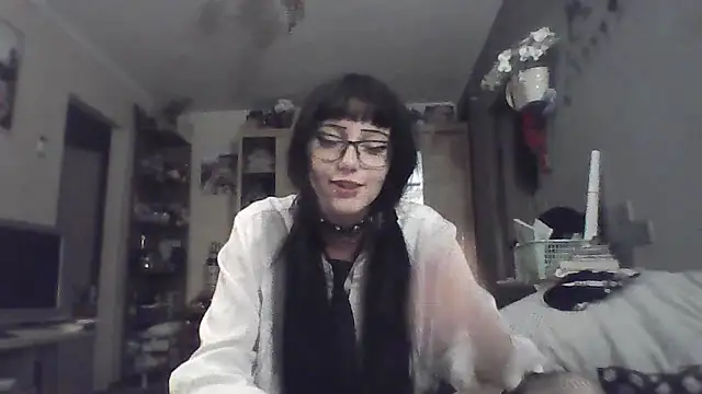 ChargedReign online show from 06-18-26, 06:45