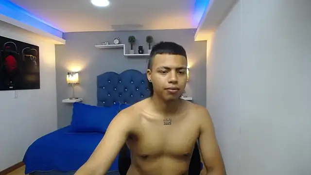 jacke stonne  online show from 04-20-26, 01:14