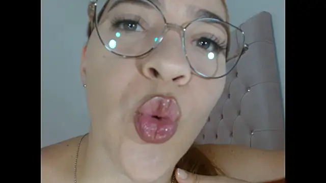 dulce melocoton online show from 05-03-26, 12:05