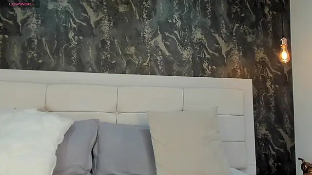 Snapshot of MiaJacksson chatting on 07-11-26, 08:55 MiaJacksson online show from 07-11-26, 08:55