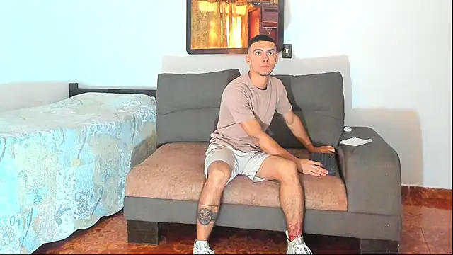 Teo Rave online show from 05-04-26, 05:31