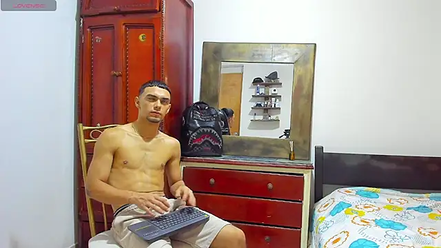 Teo Rave online show from 07-18-26, 06:34