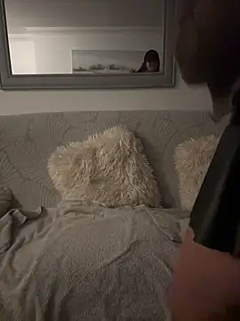 anal-bitch84 online show from 04-30-26, 02:29