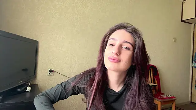 ElviDesire online show from 04-19-26, 08:35