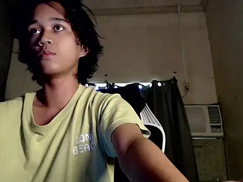 urnaughty paul online show from 06-19-26, 05:45