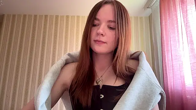 FransiscaLauderback online show from 04-22-26, 08:39