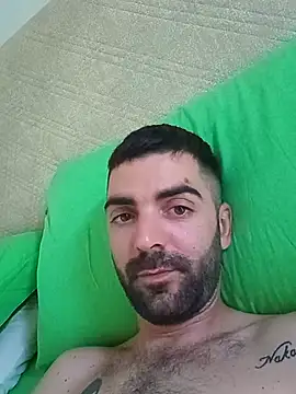 Snapshot of alieno_napoletano chatting on 06-29-26, 04:07 alieno napoletano online show from 06-29-26, 04:07