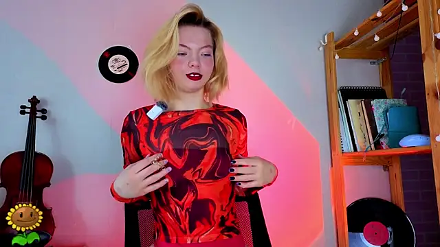 MelinaBunnyyy online show from 04-27-26, 08:01