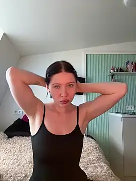 darckkitten online show from 04-21-26, 02:12