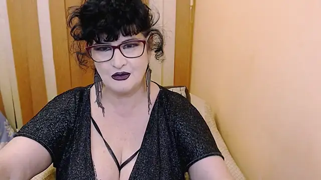 QuuenOfSin online show from 02-02-25, 02:17