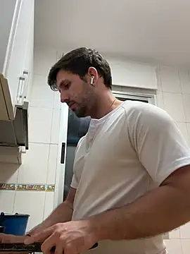 MathiasBellucci online show from 04-23-26, 09:06