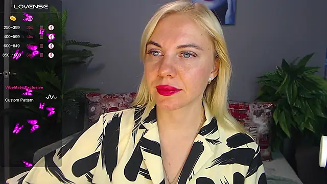 Snapshot of FromRussia chatting on 07-22-26, 01:30 FromRussia online show from 07-22-26, 01:30