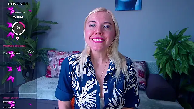 Snapshot of FromRussia chatting on 07-25-26, 03:48 FromRussia online show from 07-25-26, 03:48