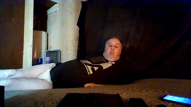 Nightshade1195 online show from 04-22-26, 09:16