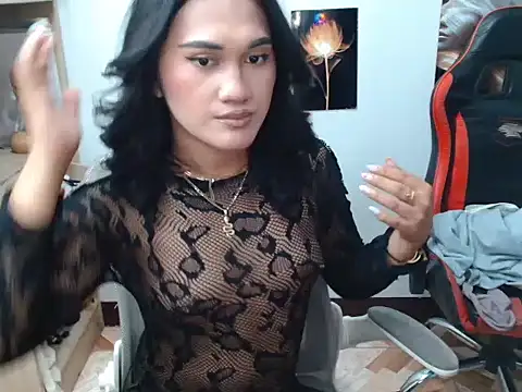 YourHot Nica online show from 04-24-26, 01:57