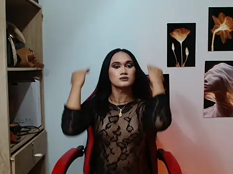 YourHot Nica online show from 04-28-26, 02:44