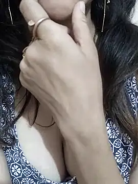 lovelyrosewifey online show from 04-24-26, 01:13