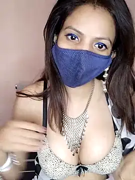 Snapshot of lovelyrosewifey chatting on 05-10-26, 11:37 lovelyrosewifey online show from 05-10-26, 11:37