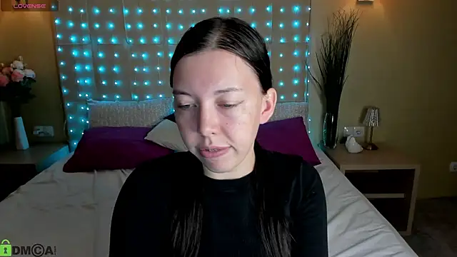 Snapshot of Sandra_Ross chatting on 07-26-26, 01:03 Sandra Ross online show from 07-26-26, 01:03