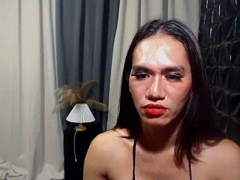 Queen Haliyah online show from 05-15-26, 10:50
