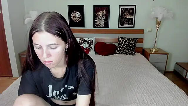 MaryRapunzel online show from 06-25-26, 08:13