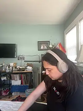 athanathelesbian online show from 04-22-26, 08:54