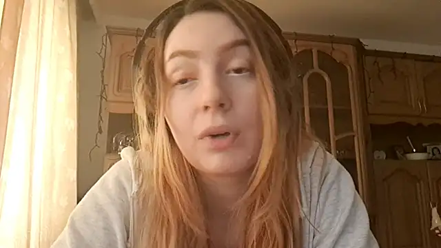 LubaGiovanni online show from 04-24-26, 08:39