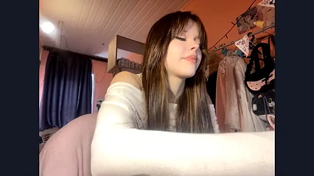 linaloveme online show from 04-21-26, 10:54