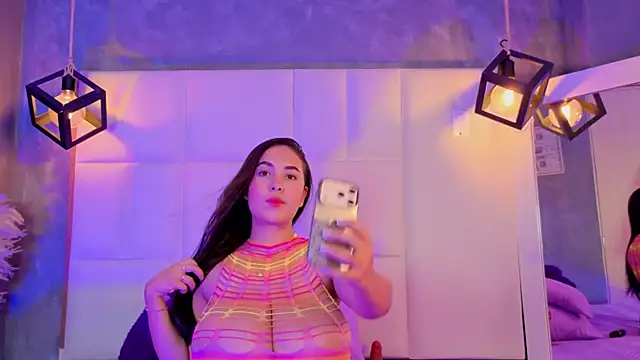 Violetta rose  online show from 07-15-26, 10:59