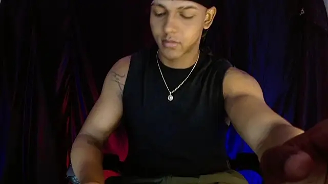 zoriel bigcock online show from 06-04-26, 06:03