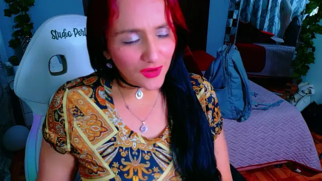 Snapshot of kataleya03 chatting on 08-09-26, 05:18 kataleya03 online show from 08-09-26, 05:18